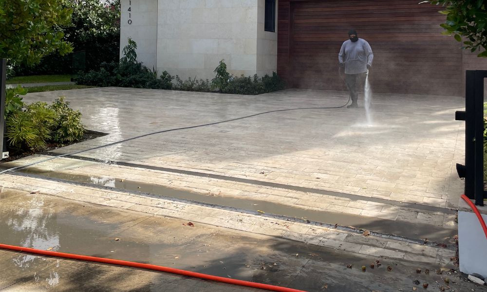 Pressure Cleaning Driveway Miami