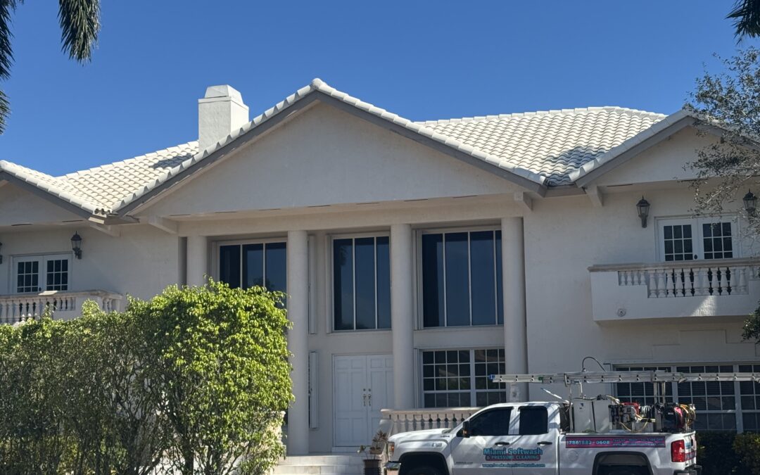 Roof Washing Near Me: Miami FL’s Best Roof Cleaning Services