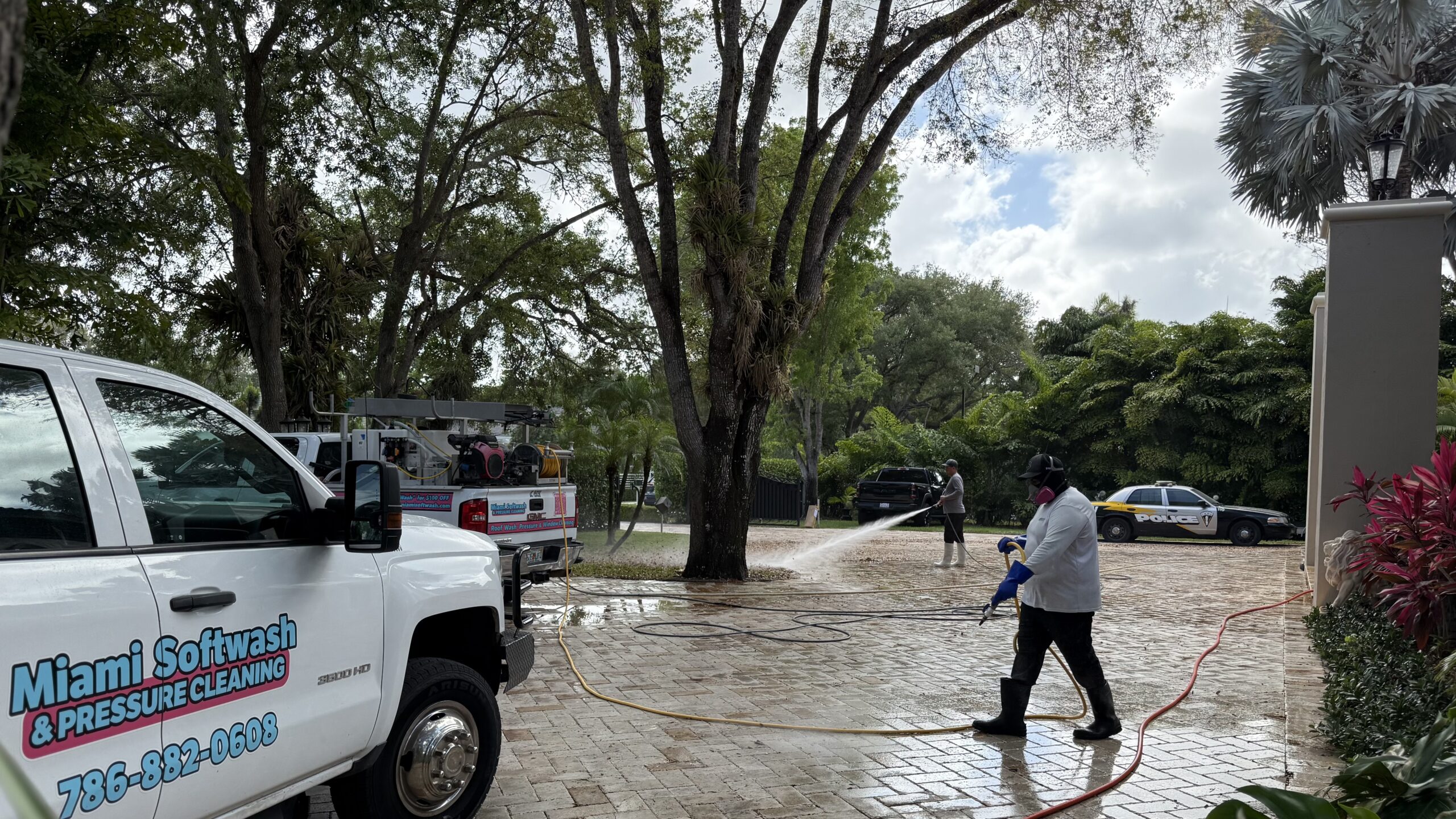 Pressure washing services