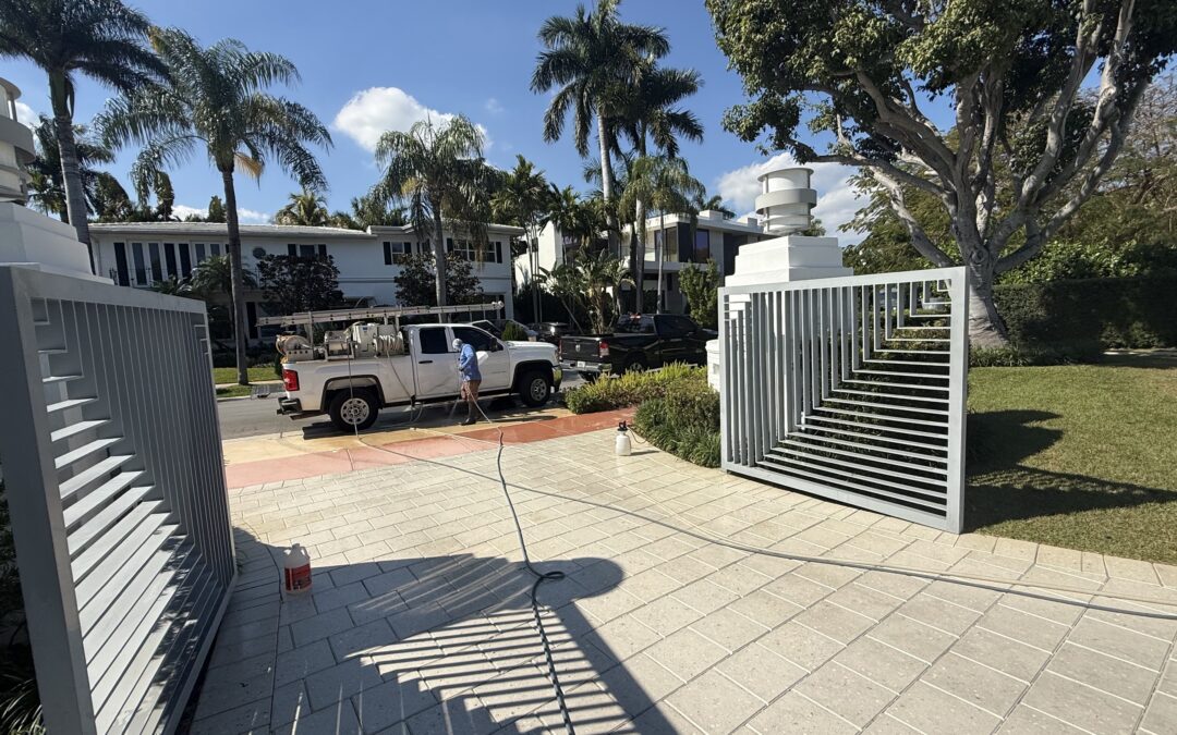 Coconut Grove Concrete Driveway Cleaning Specialists: Deep Cleaning Without Damage