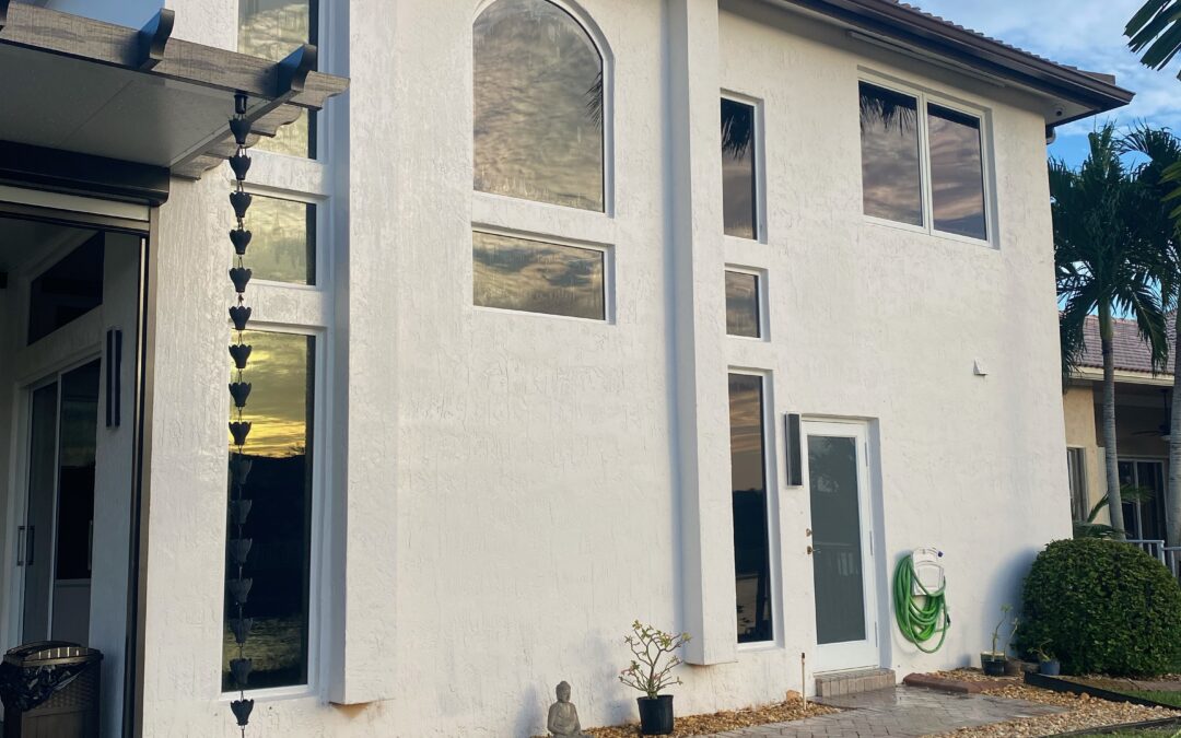 Exterior Window Cleaning in Coral Gables FL: Professional Cleaning for a Clearer View